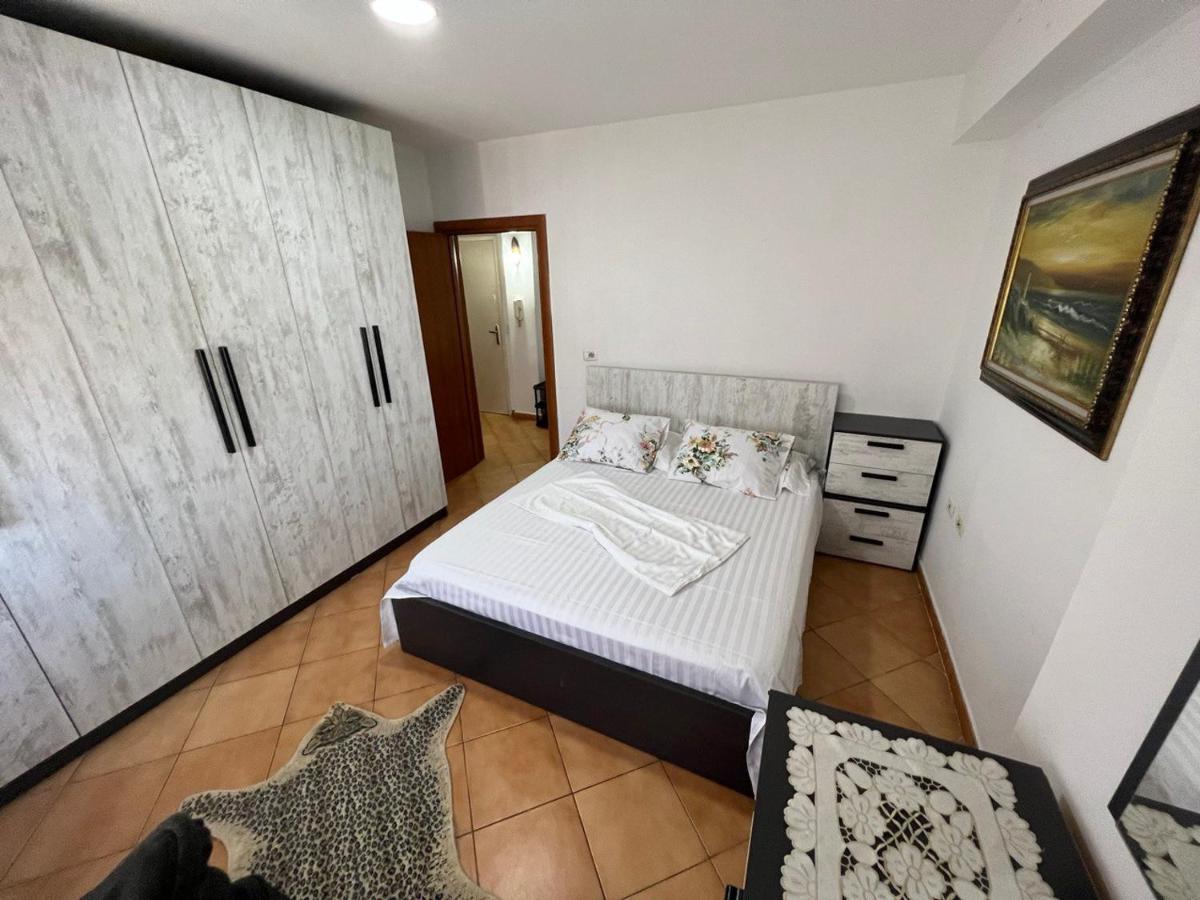 Apartament Main